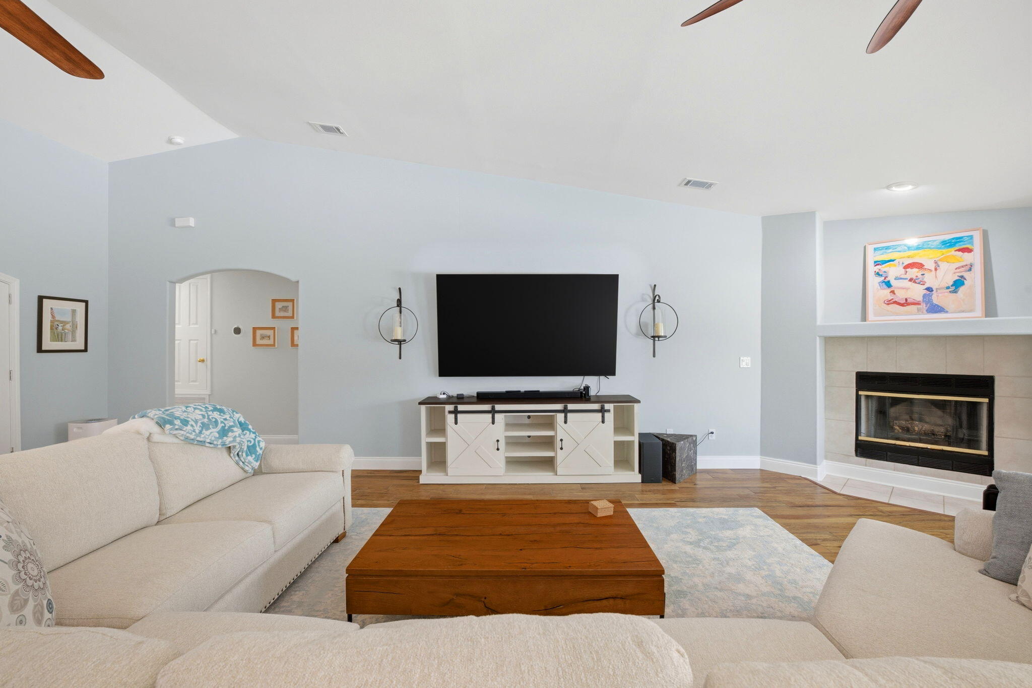 HOLLEY BY THE SEA - Residential