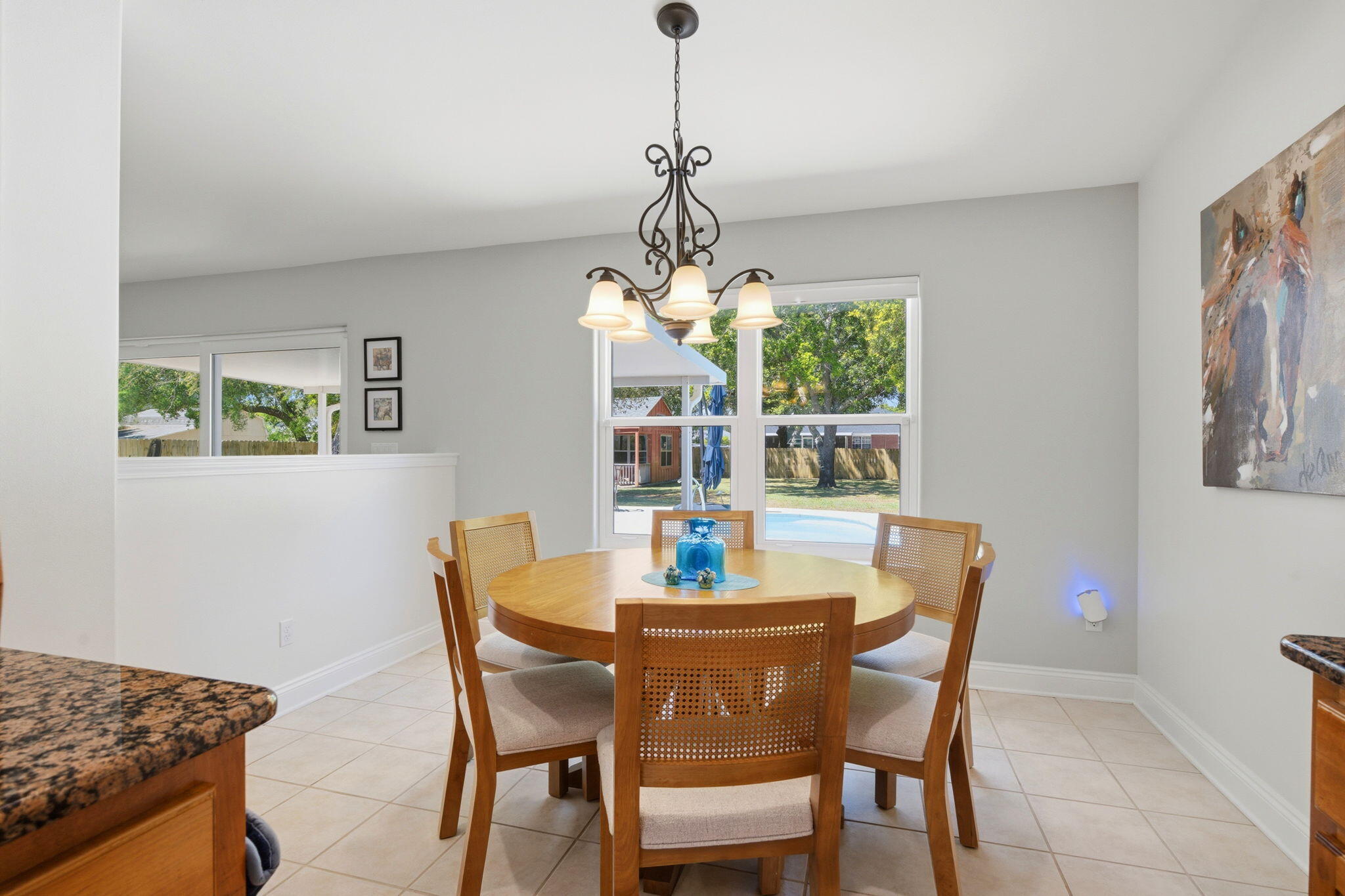 HOLLEY BY THE SEA - Residential