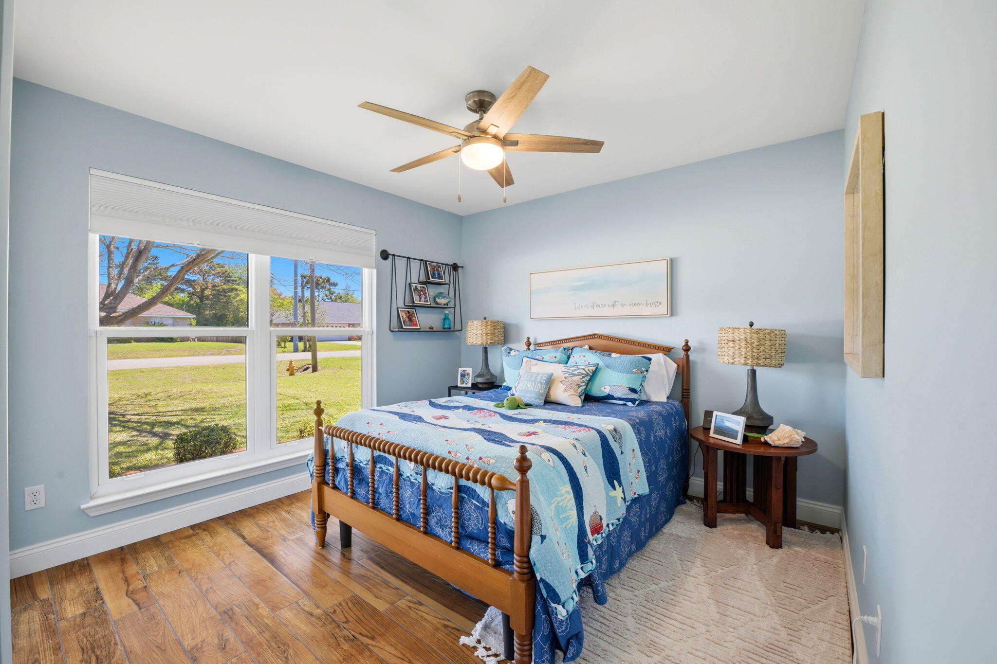 HOLLEY BY THE SEA - Residential