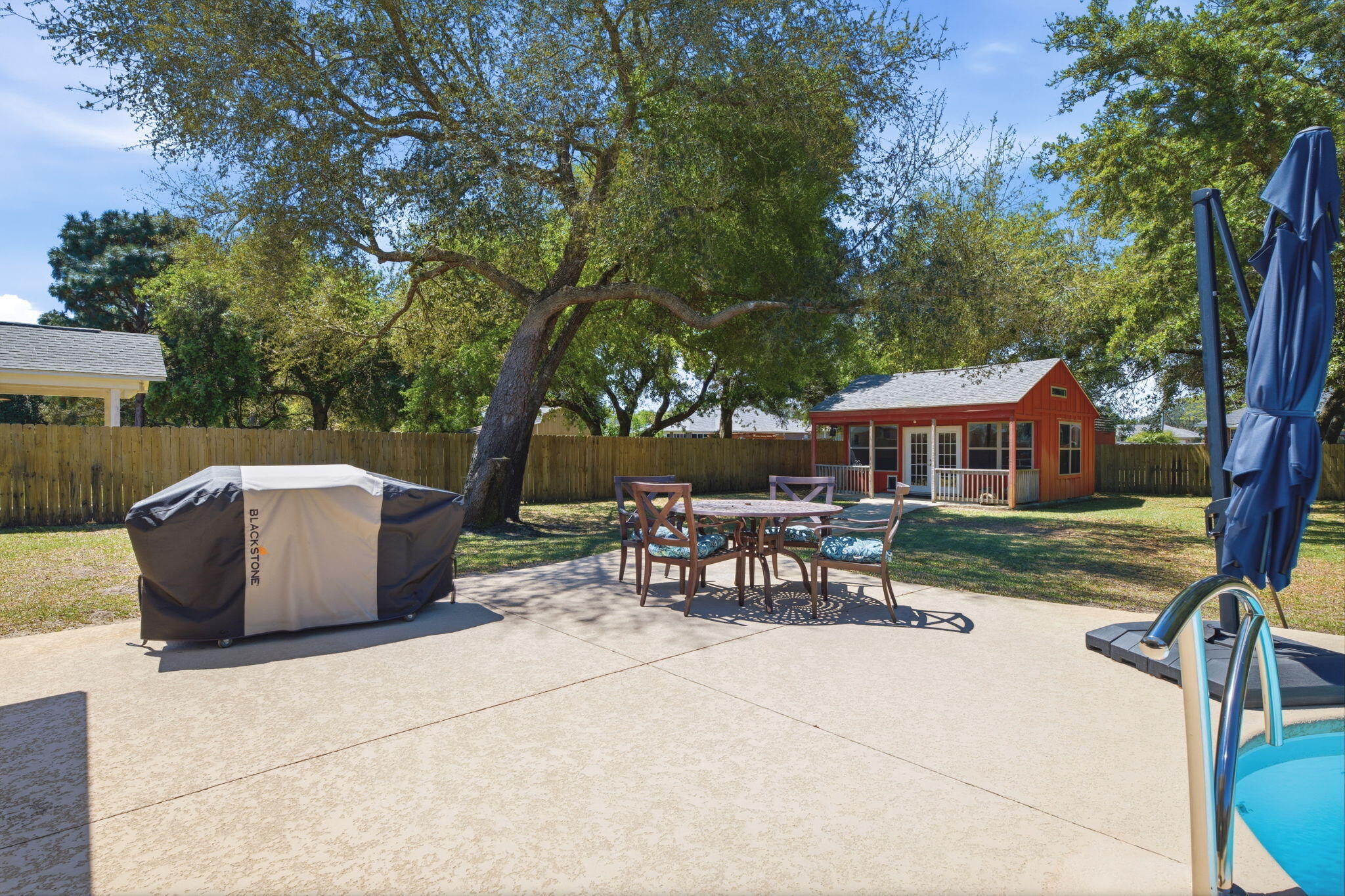 HOLLEY BY THE SEA - Residential