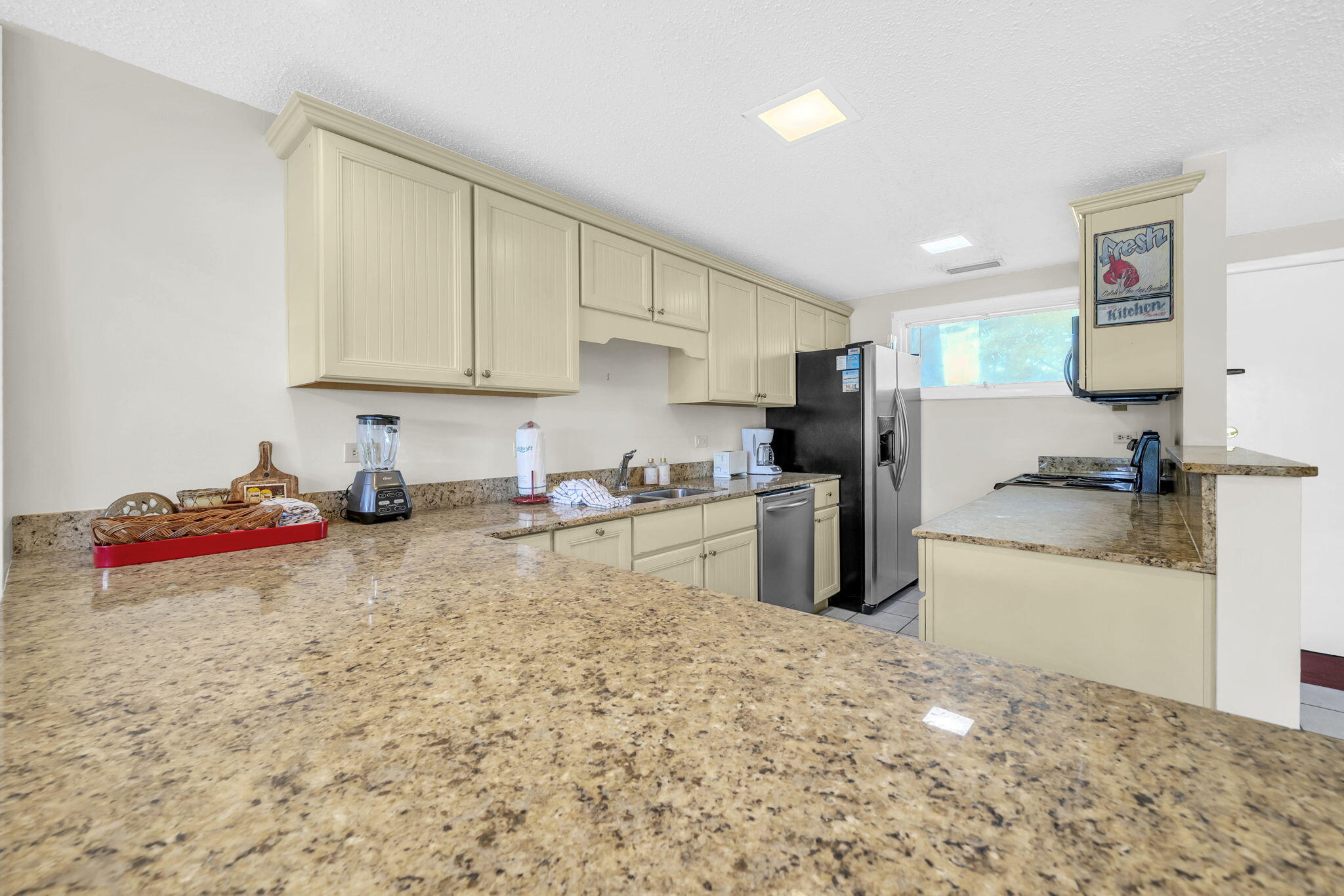 SUNNYSIDE BEACH & TENNIS CONDO - Residential