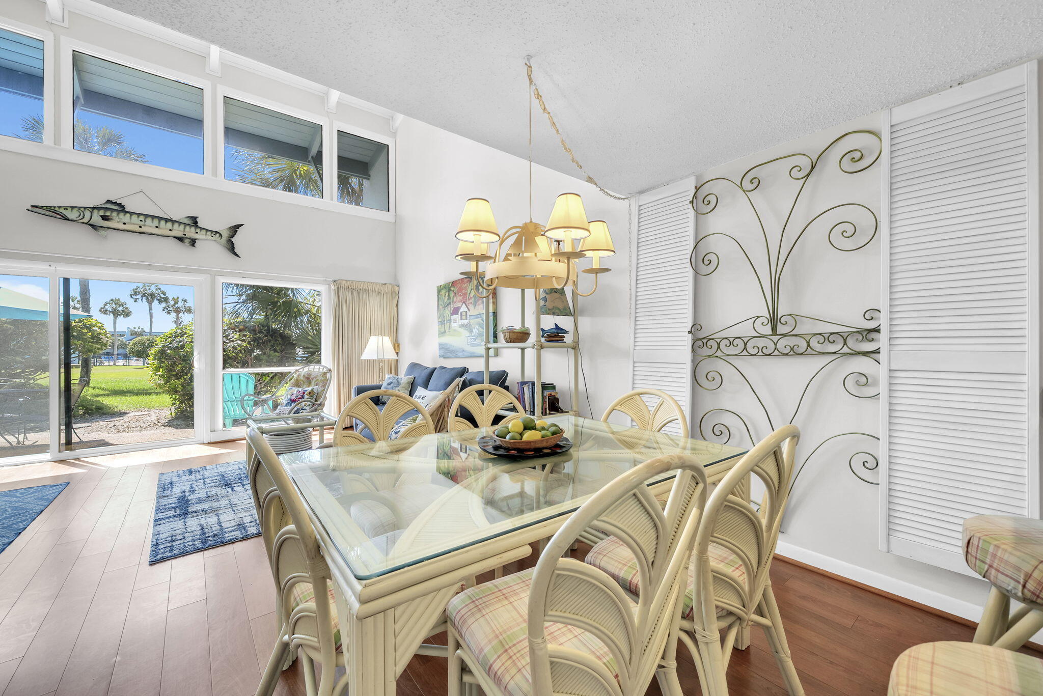 SUNNYSIDE BEACH & TENNIS CONDO - Residential