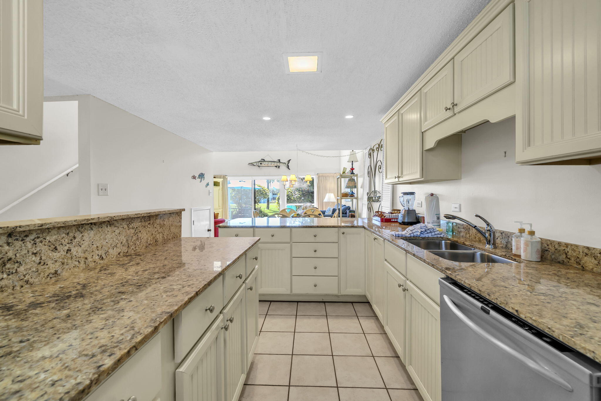 SUNNYSIDE BEACH & TENNIS CONDO - Residential