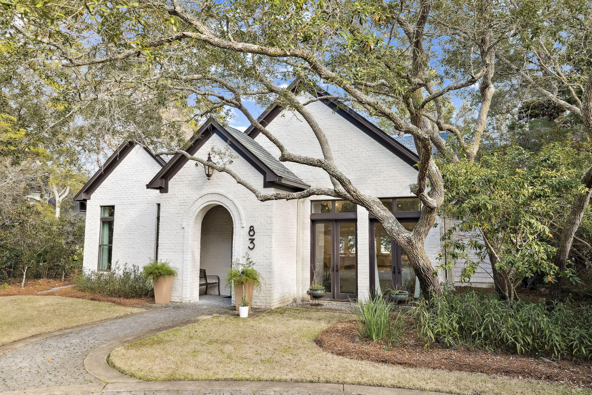 83 S Lake Drive