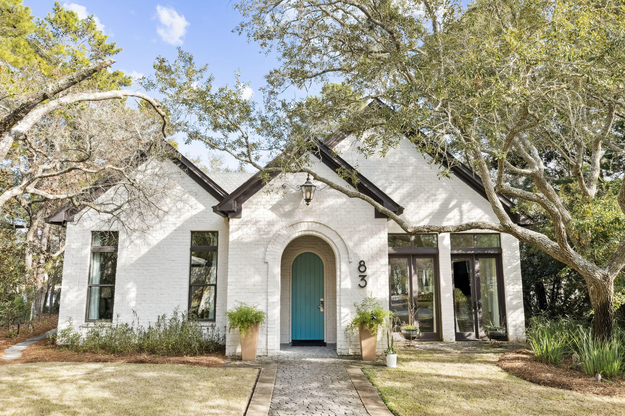 83 S Lake Drive