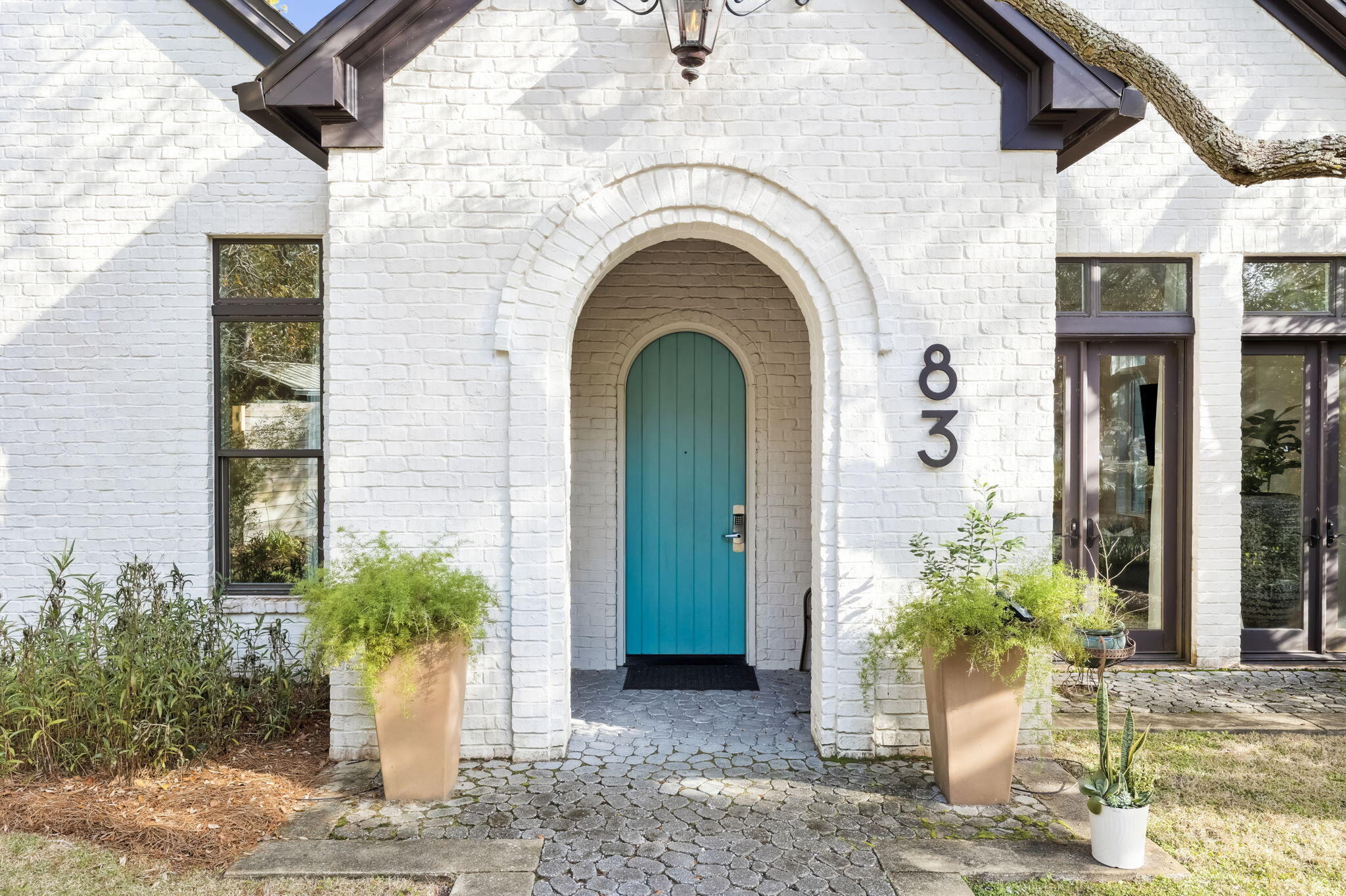 83 S Lake Drive