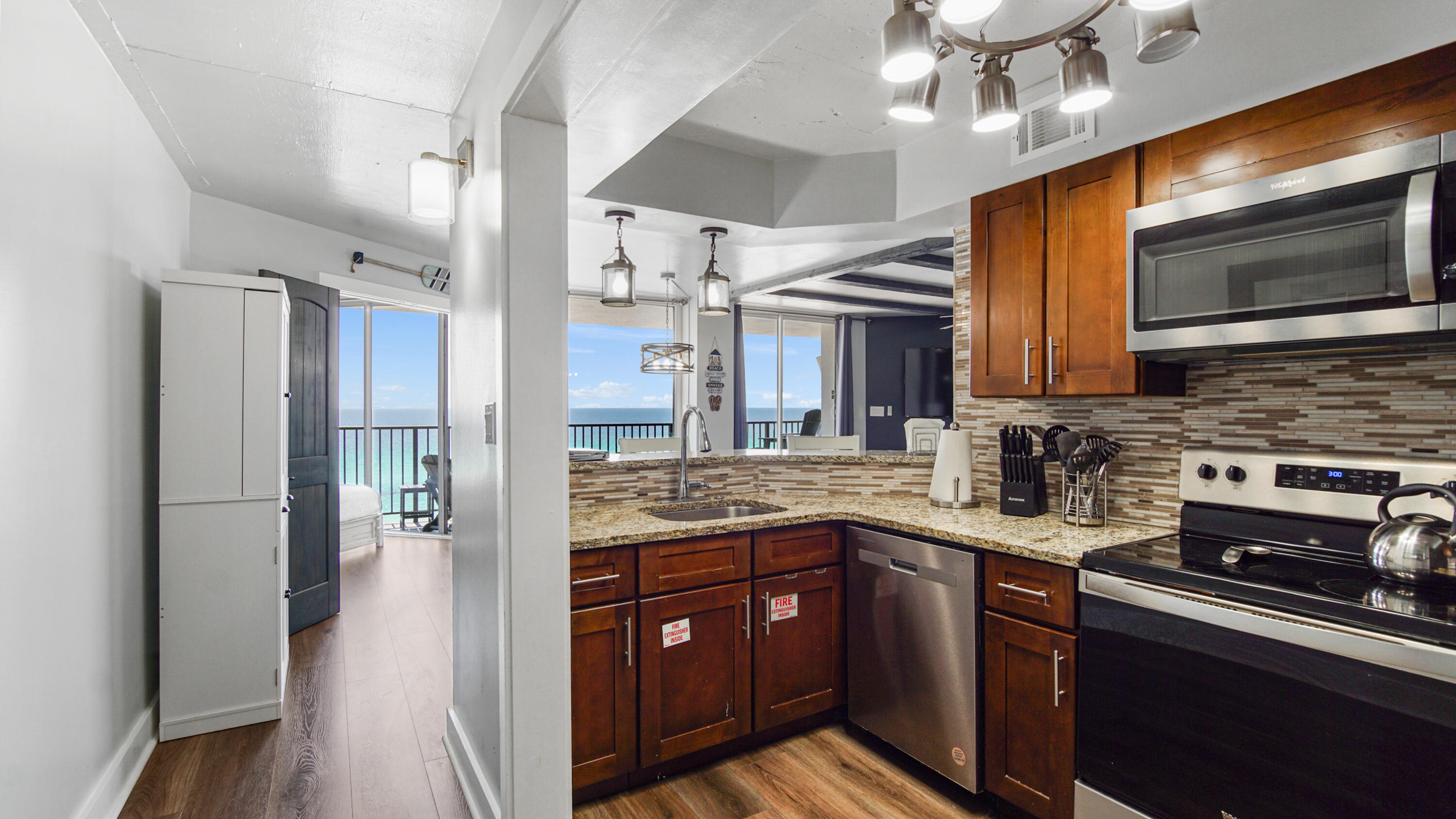 AQUAVISTA CONDO - Residential