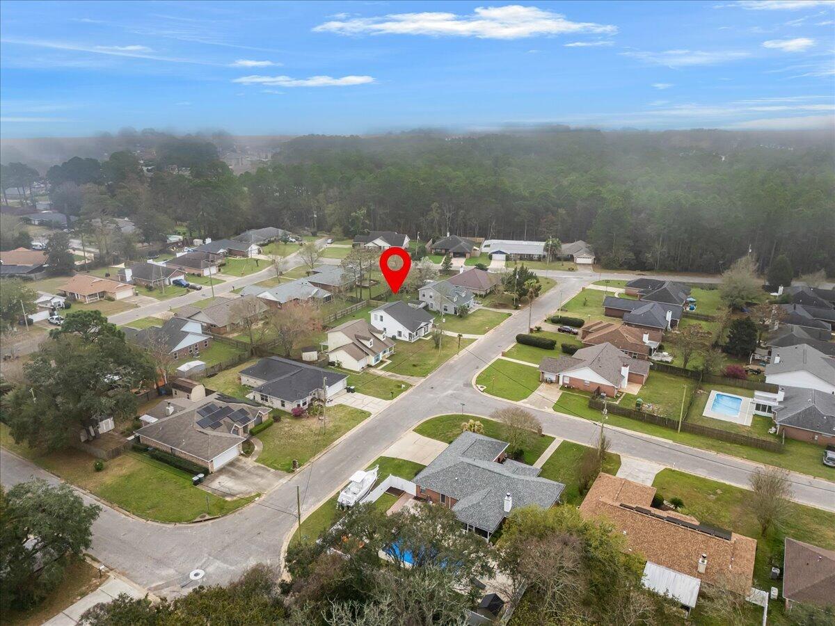 WEST LAKE - Residential