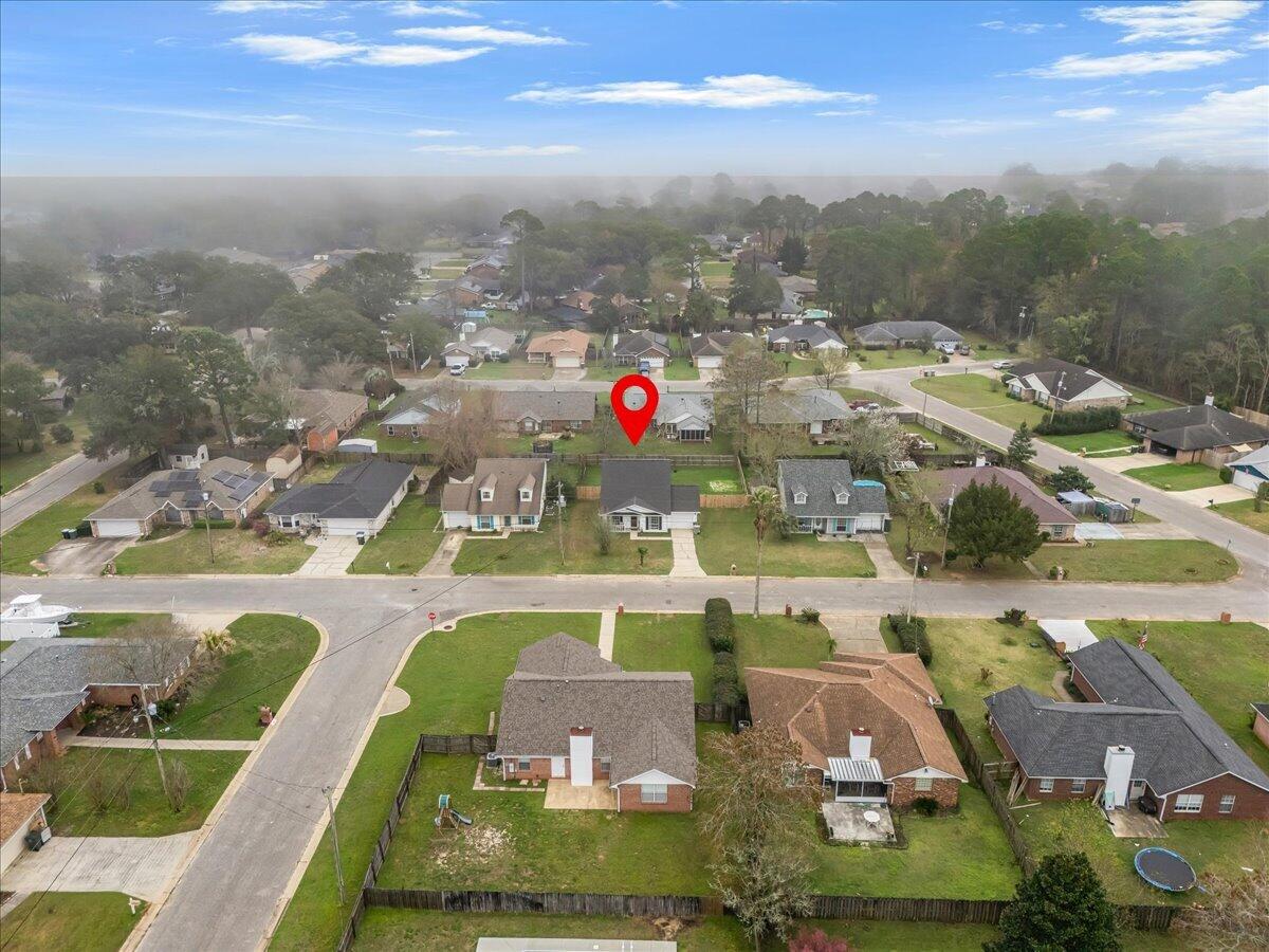 WEST LAKE - Residential