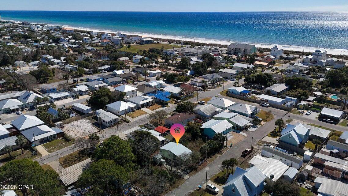 LAGUNA BEACH - Residential
