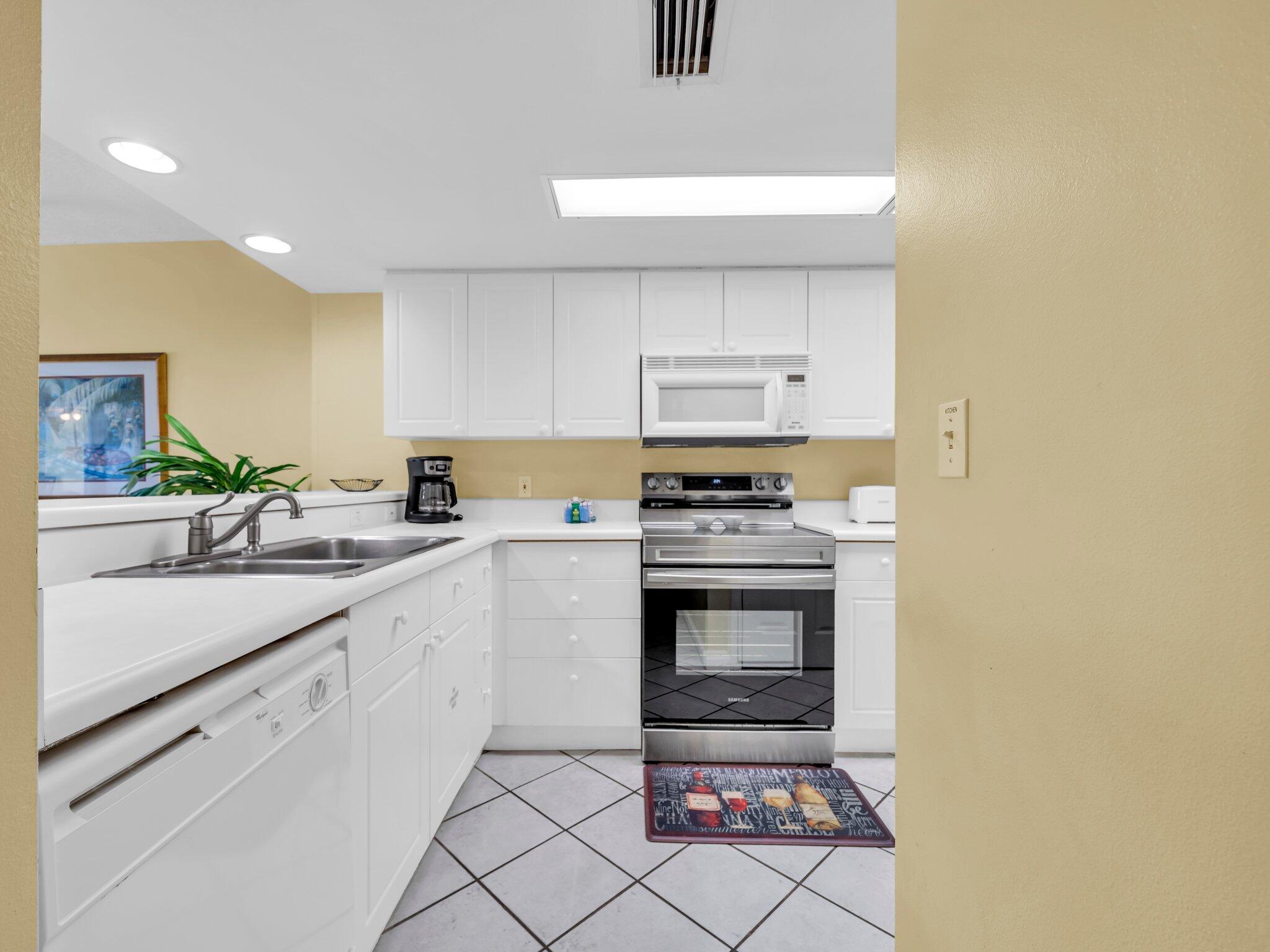 SEACREST CONDOMINIUMS - Residential