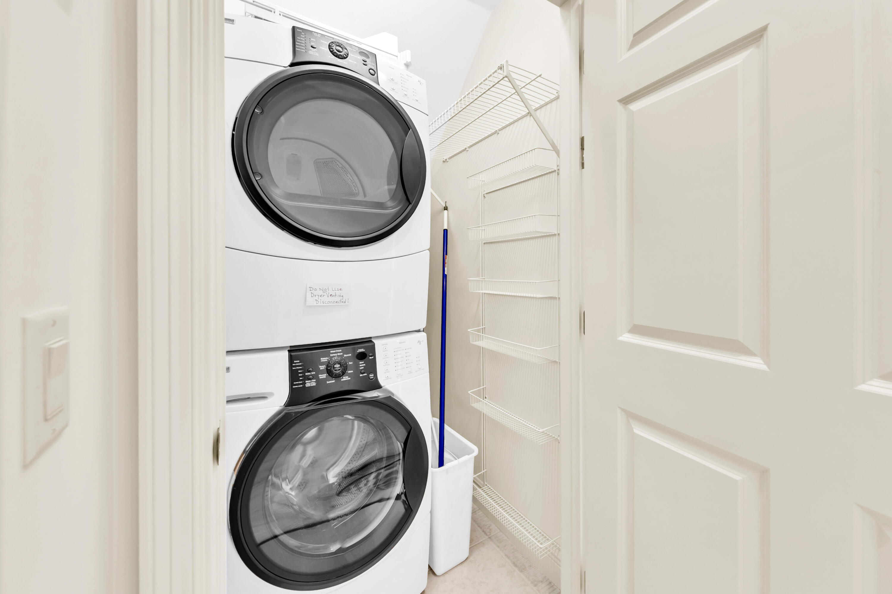 CAMP CREEK LAKE - Residential