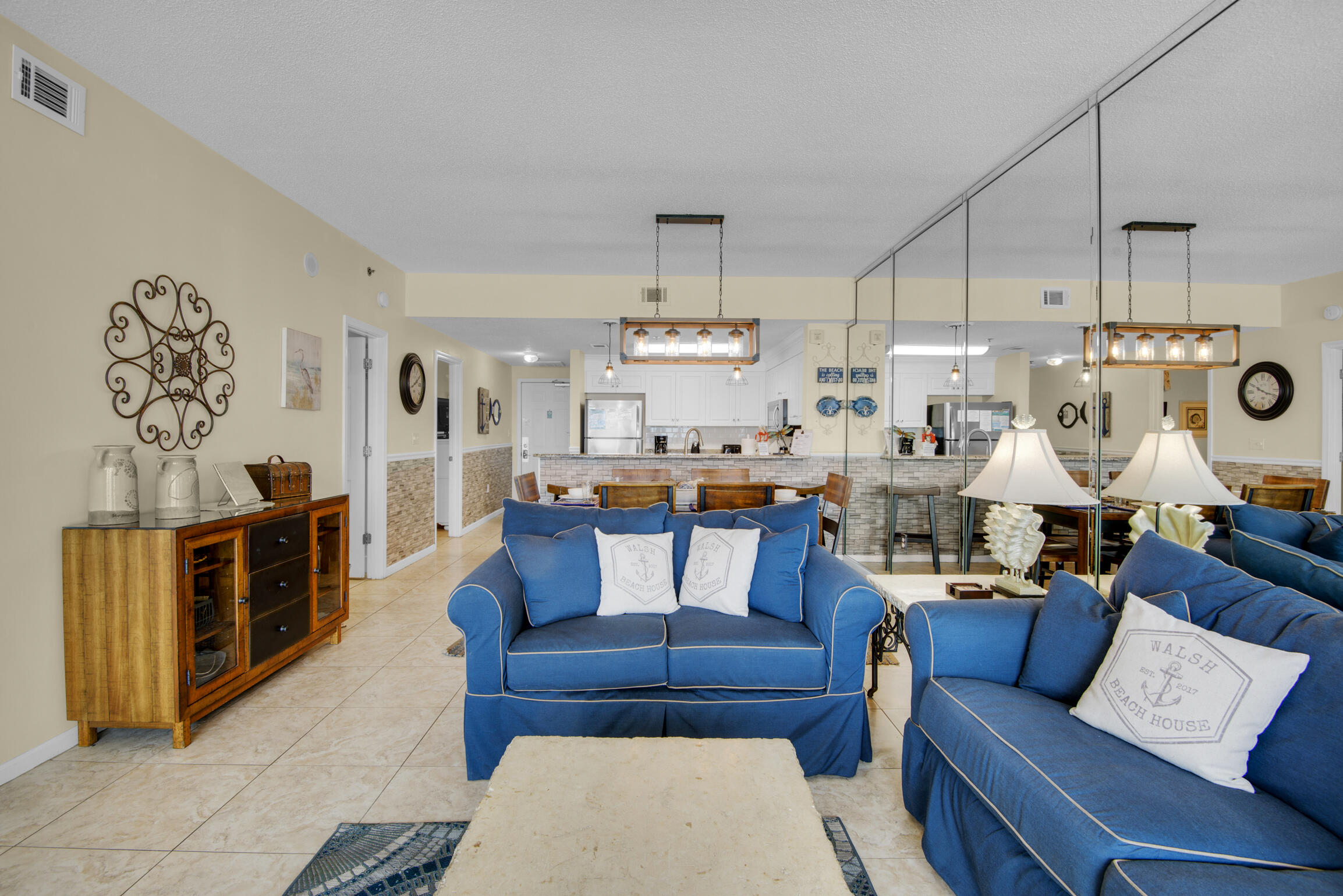 LEEWARD KEY - Residential