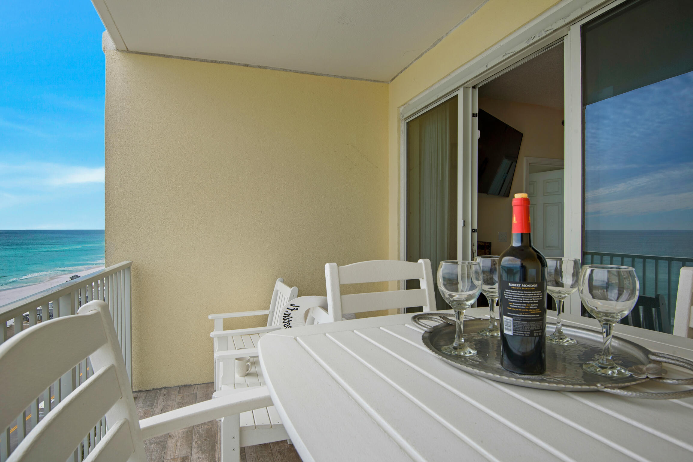 LEEWARD KEY - Residential