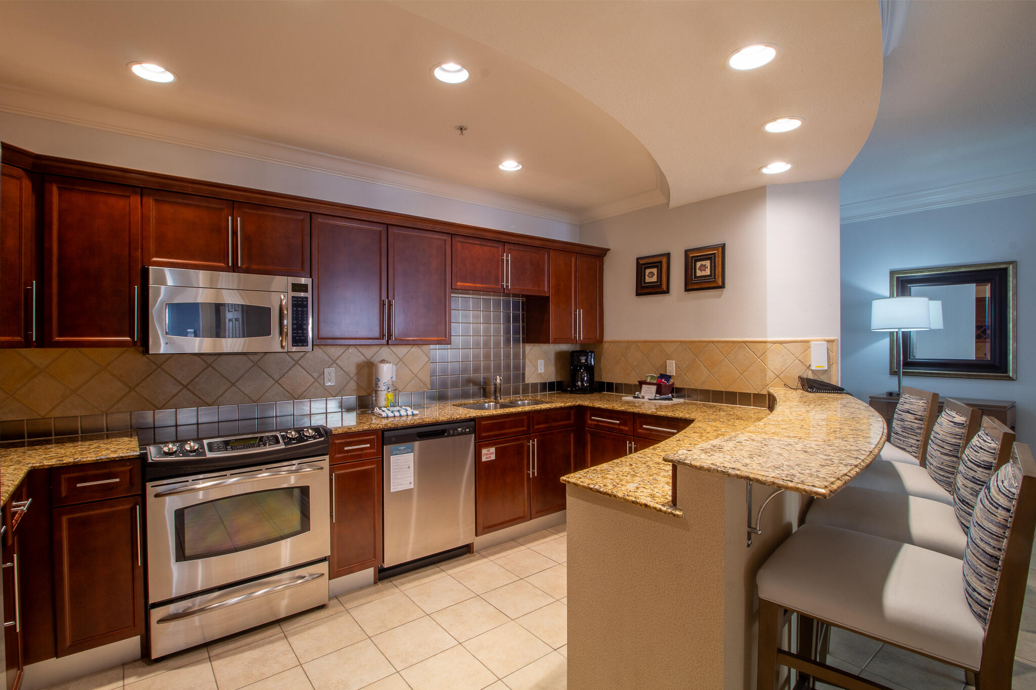 EMERALD GRANDE - Residential