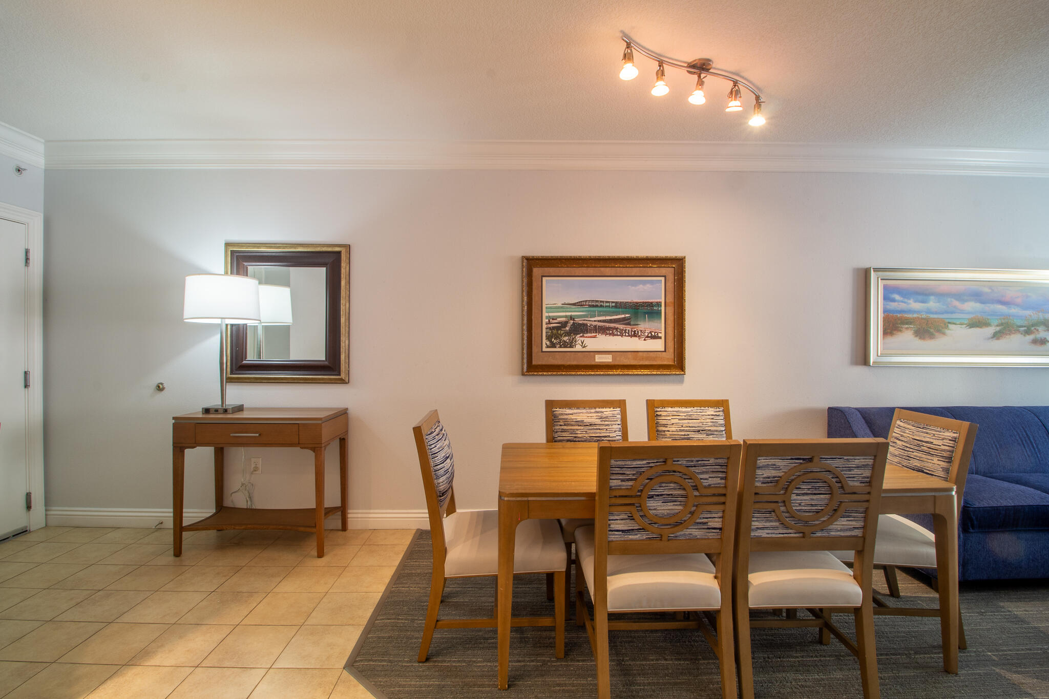 EMERALD GRANDE - Residential