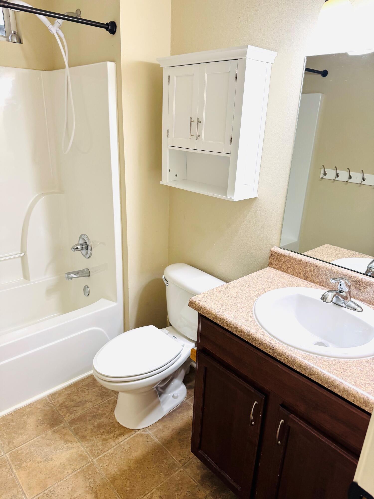 HUNTERS RIDGE - Residential Lease