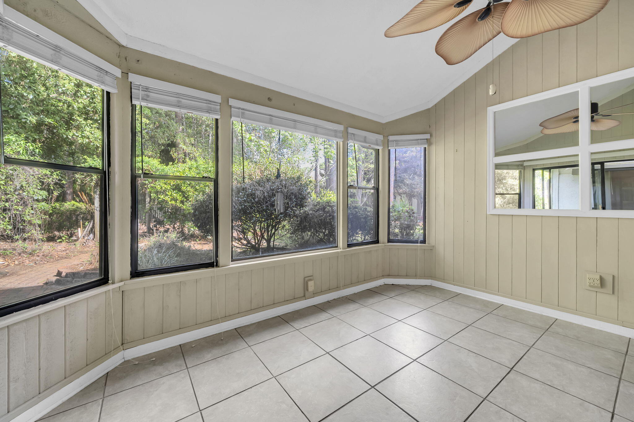 GLENEAGLES GREEN BLUEWATER BAY - Residential