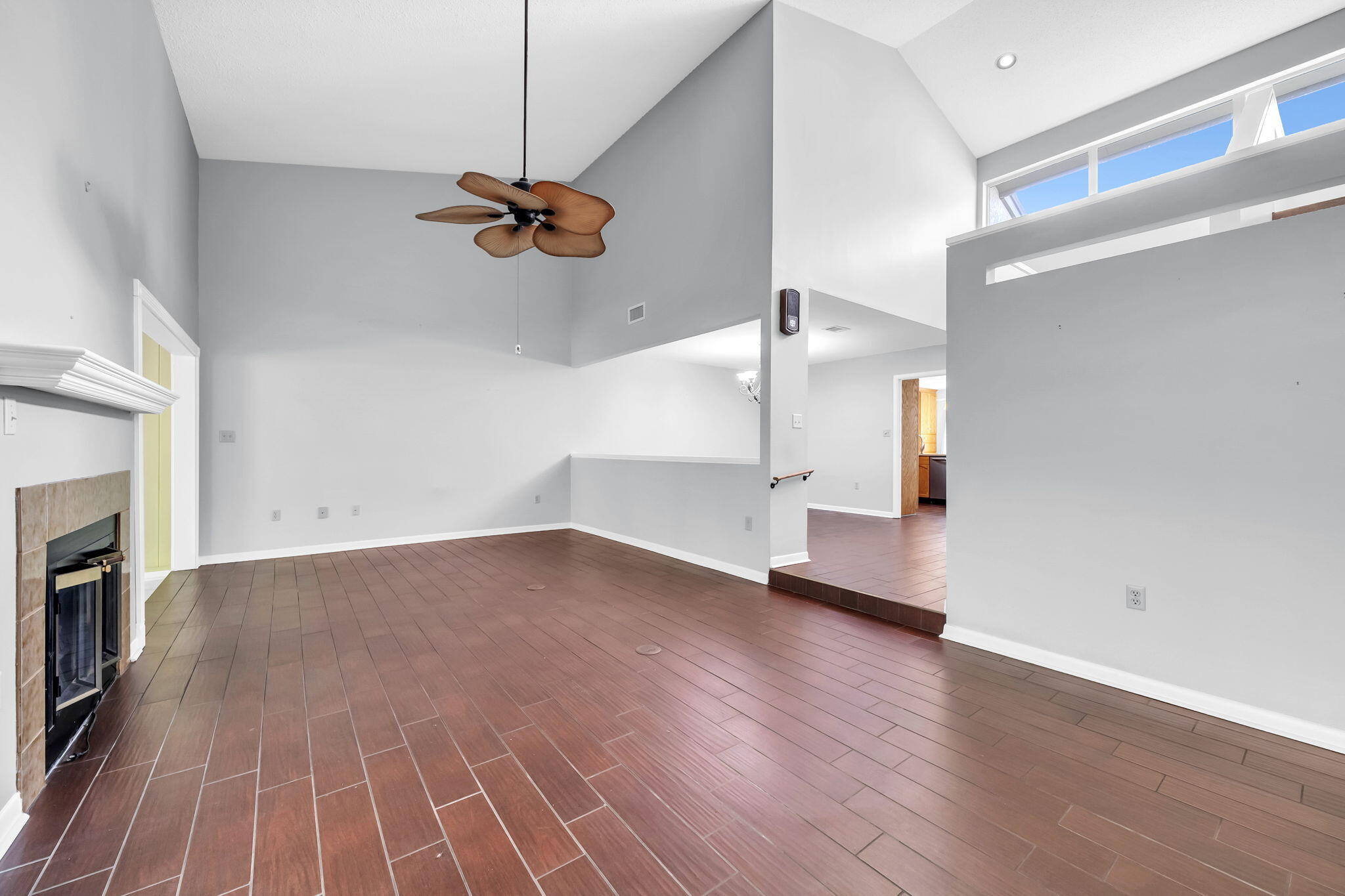 GLENEAGLES GREEN BLUEWATER BAY - Residential