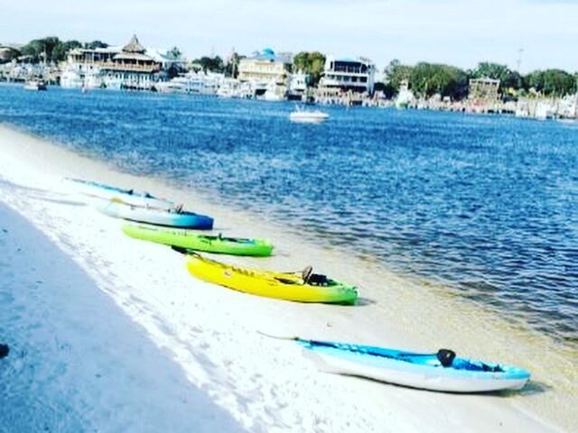 SANDPIPER COVE - Residential