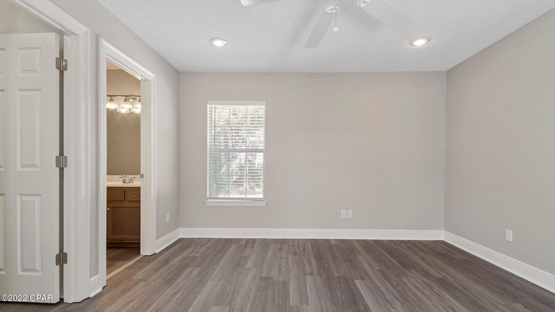 COLONY CLUB HARBOUR PH 3 - Residential Lease