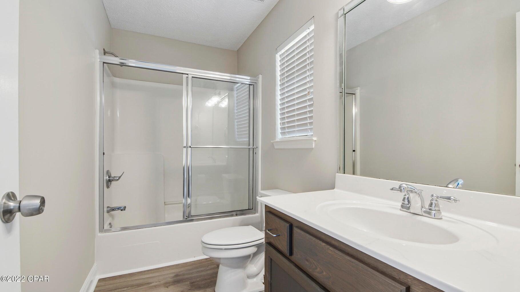 COLONY CLUB HARBOUR PH 3 - Residential Lease