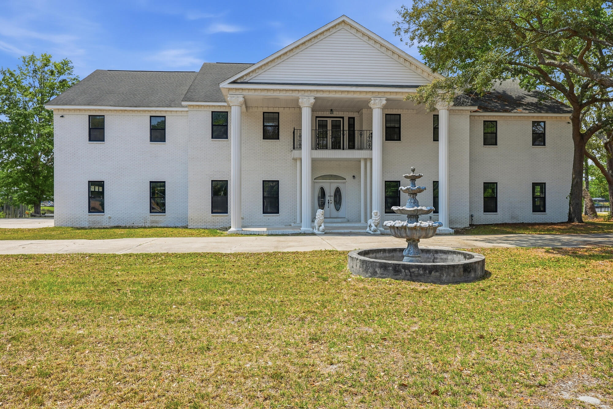 NO RECORDED SUBDIVISION - Residential