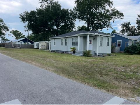 1214 Long Avenue Port St. Joe FL 32456