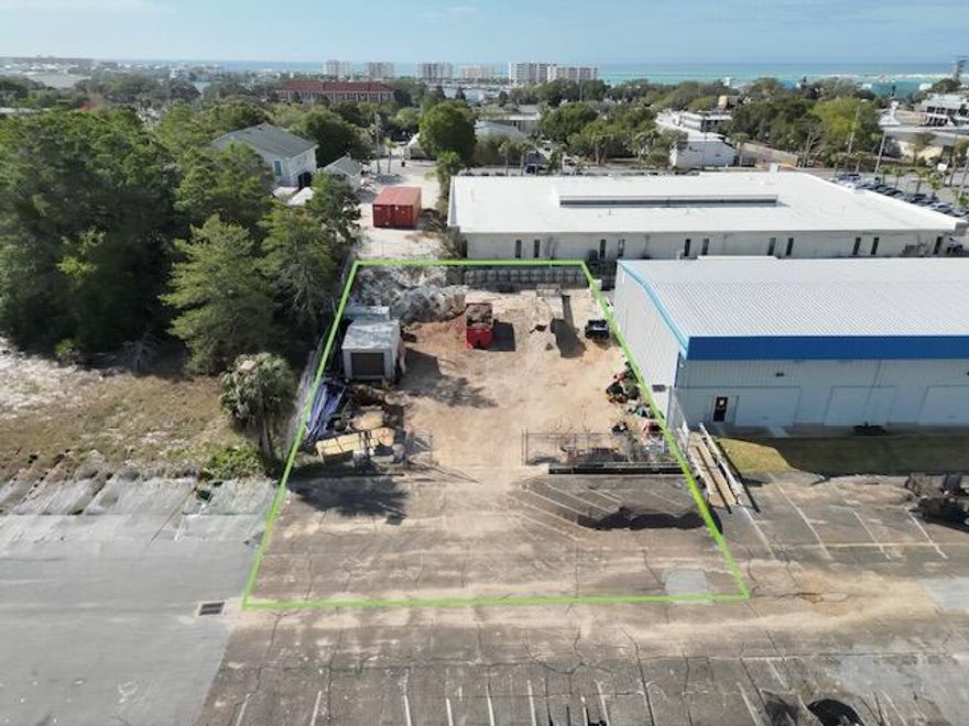 One of the few office/warehouse locations in the original part of Destin on Commerce Drive with Deeded Parking for 6-8 vehicles.  This Vacant Commercial Land in the Destin Commerce Park provides over 12,000 sq ft and is part of an association to maintain exterior of the common areas.