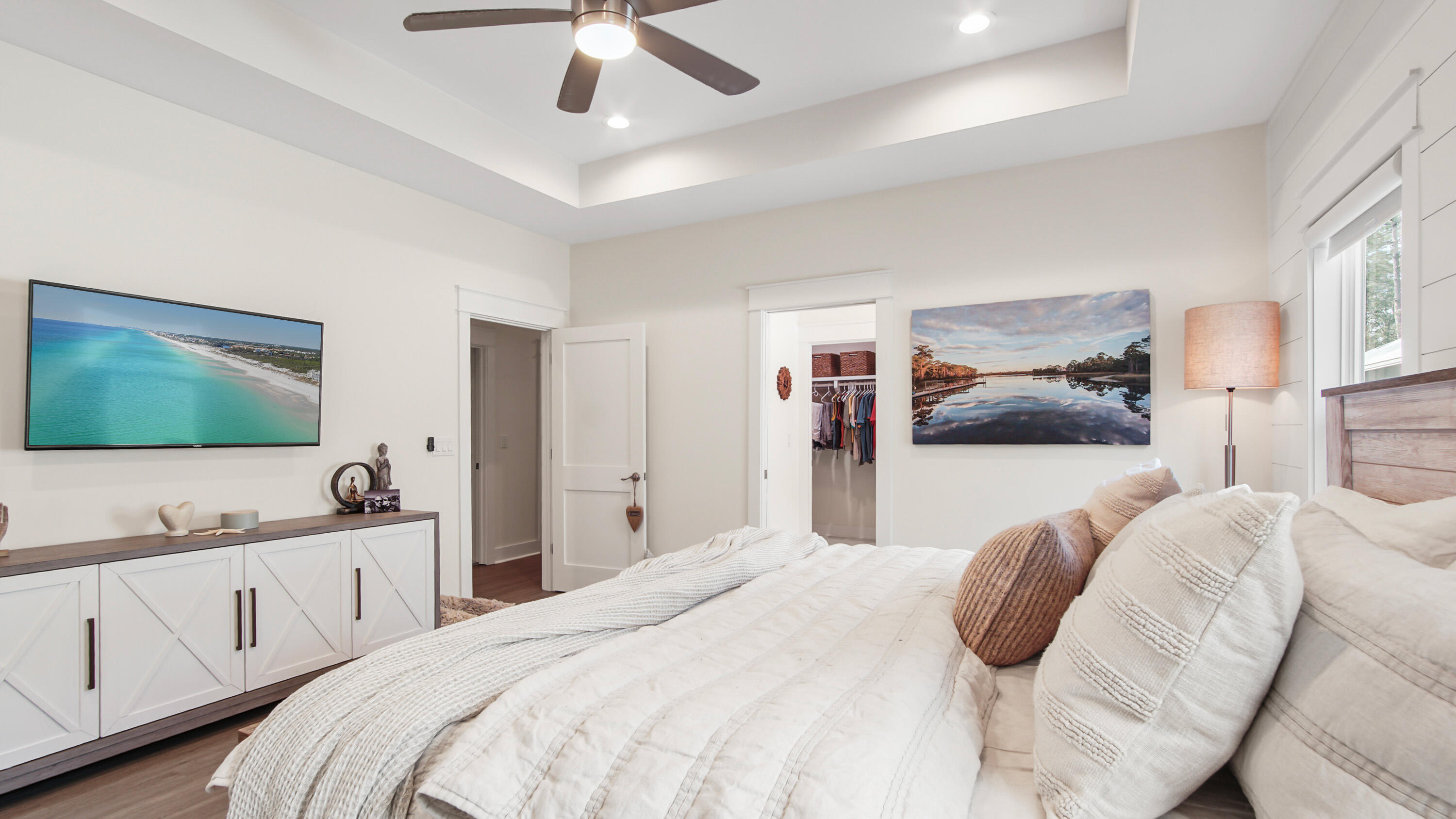 MAGNOLIA BEACH - Residential