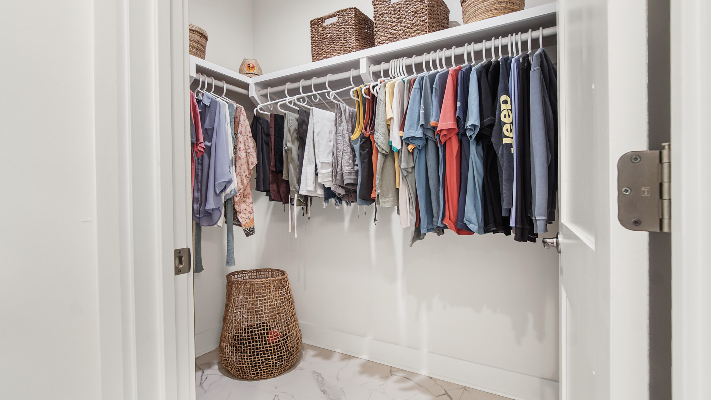 MAGNOLIA BEACH - Residential