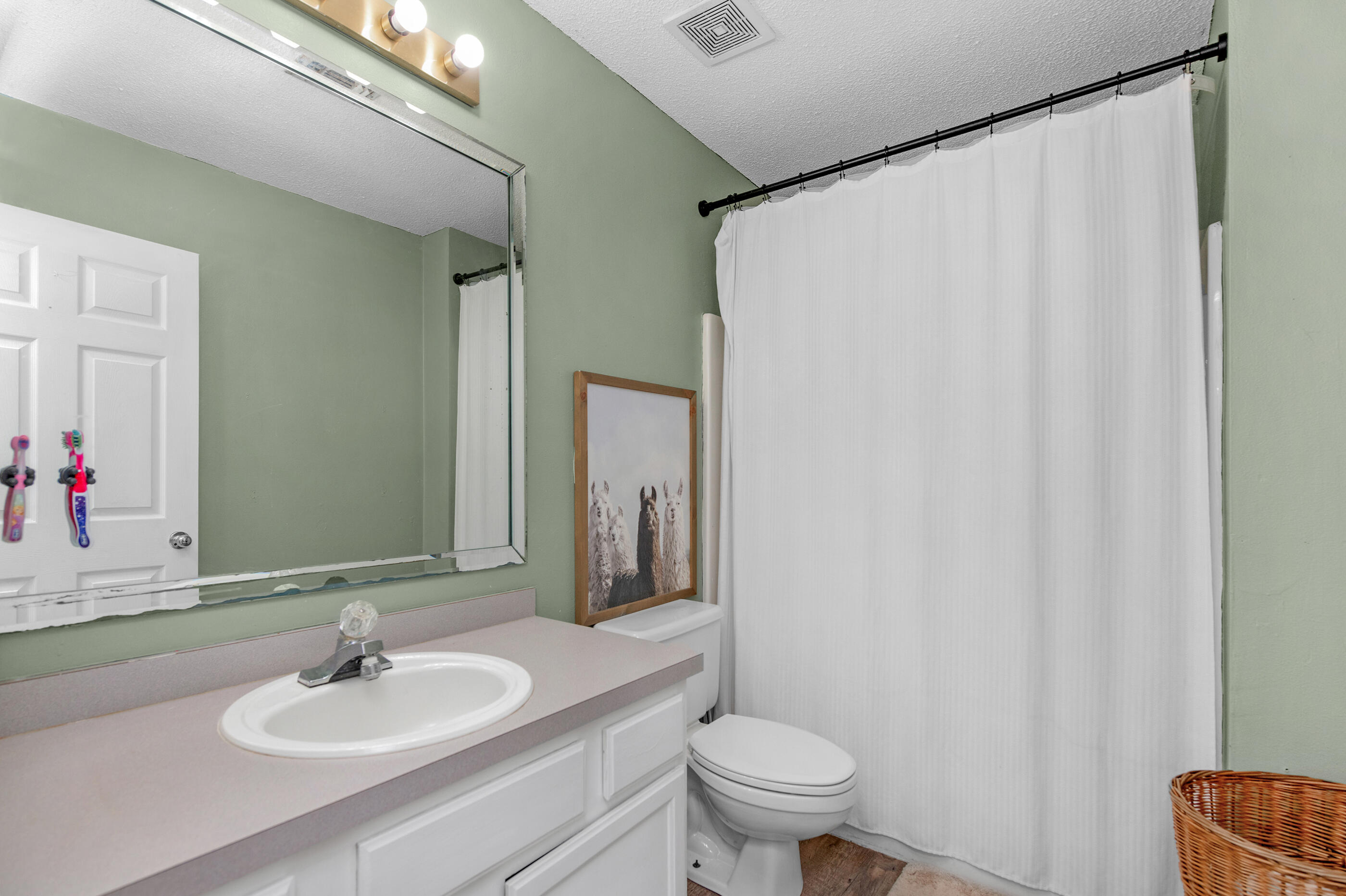 HOLLEY BY THE SEA - Residential