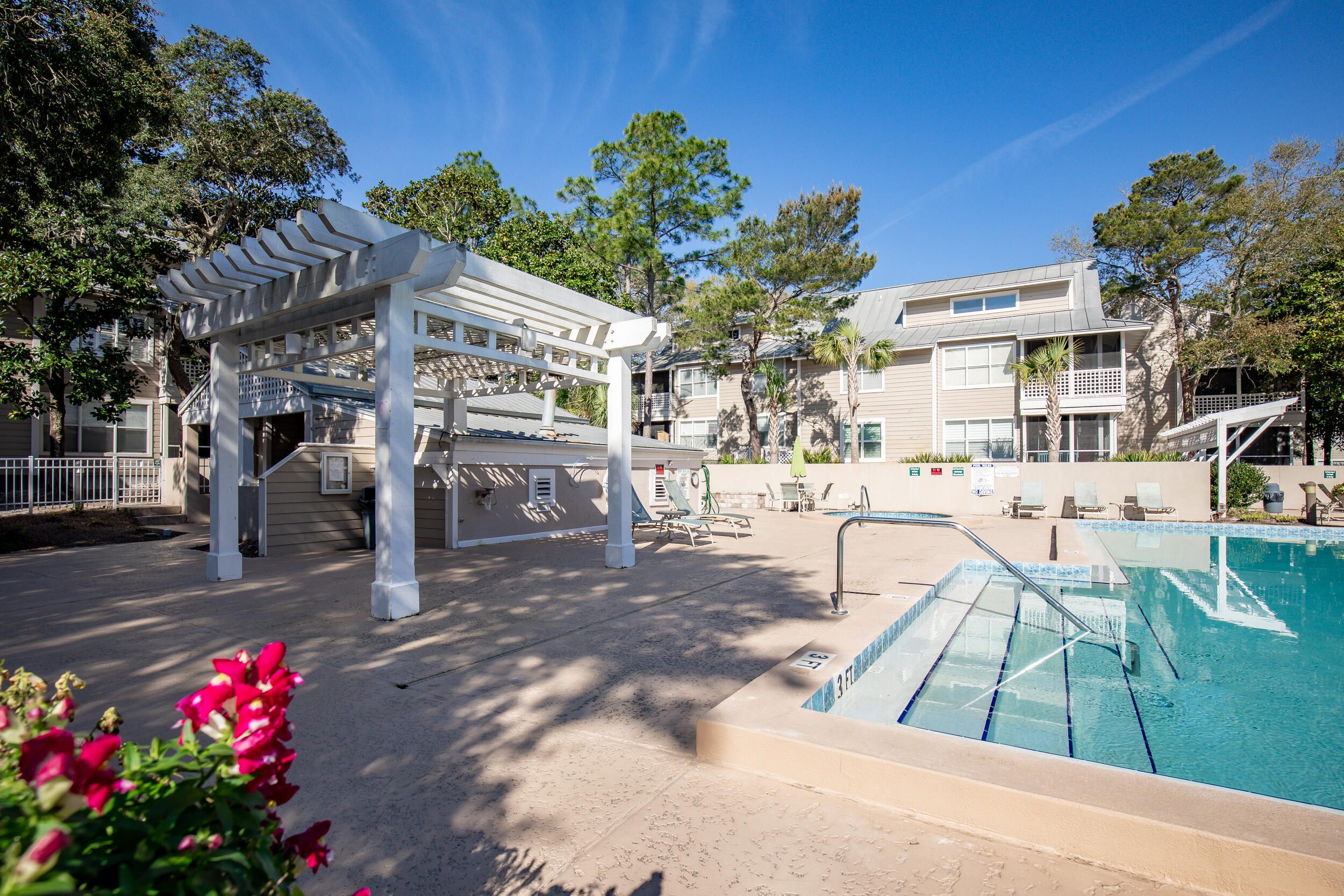 HIDDEN DUNES GULFSIDE 1 - Residential