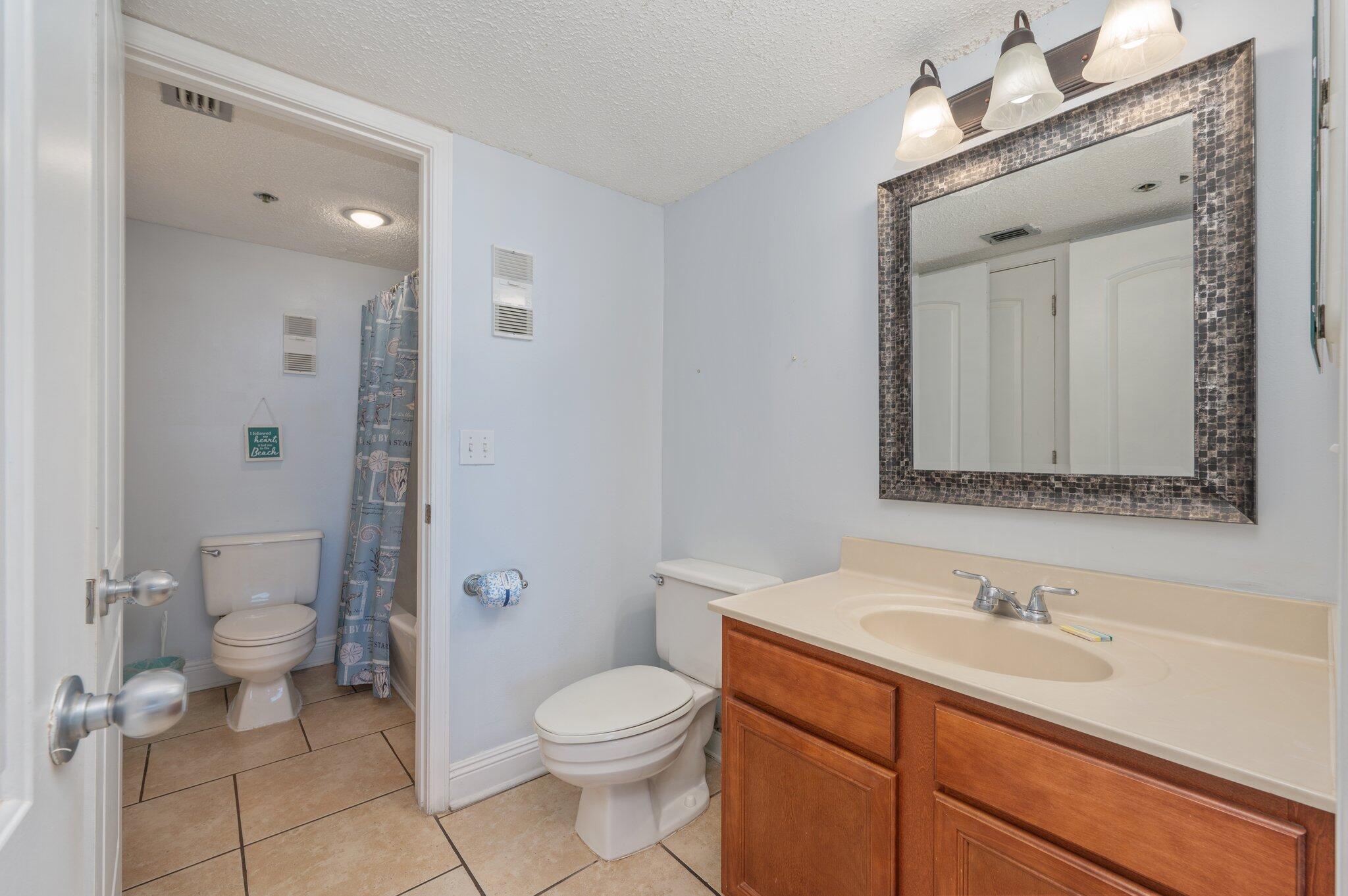 SUNDESTIN INTERNATIONAL CONDO - Residential