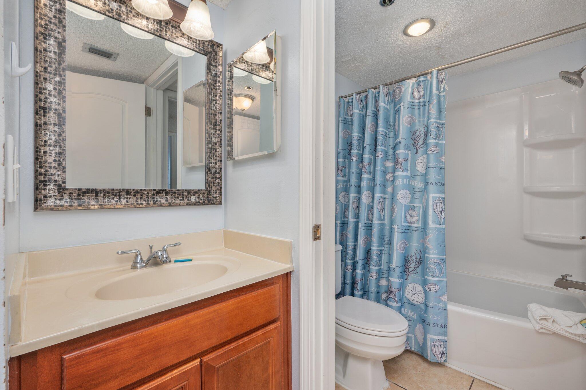 SUNDESTIN INTERNATIONAL CONDO - Residential