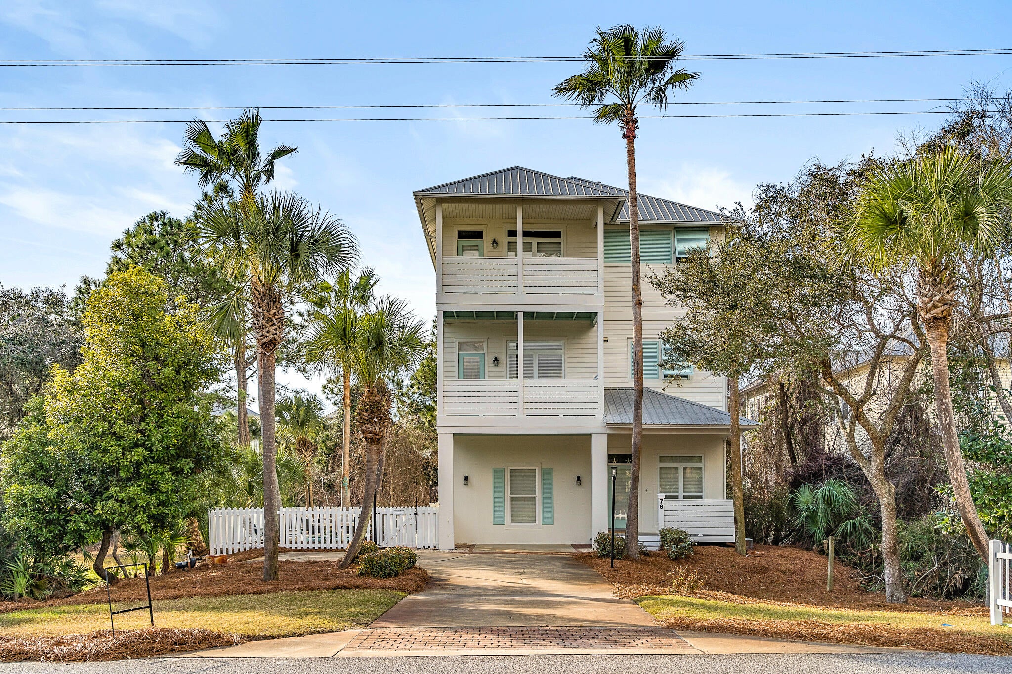76 Gulfview Heights Street