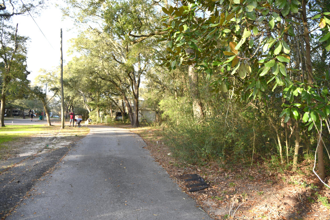 BRIARWOOD S/D - Land