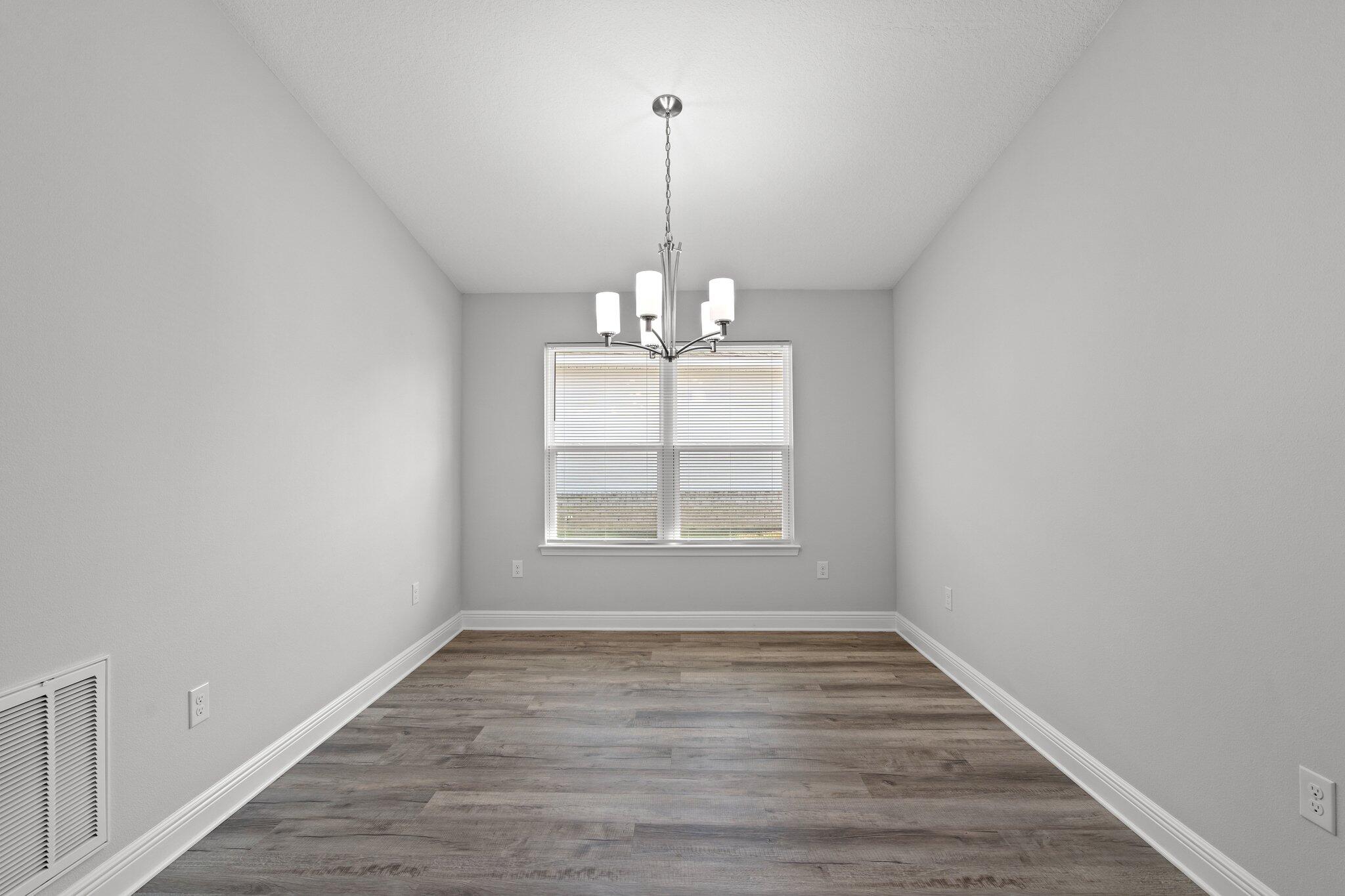 RIVERWALK PH I - Residential Lease