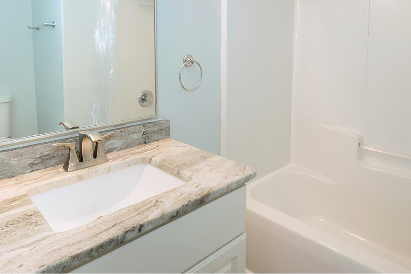 PELICAN PLACE T/H WEST - Residential Lease