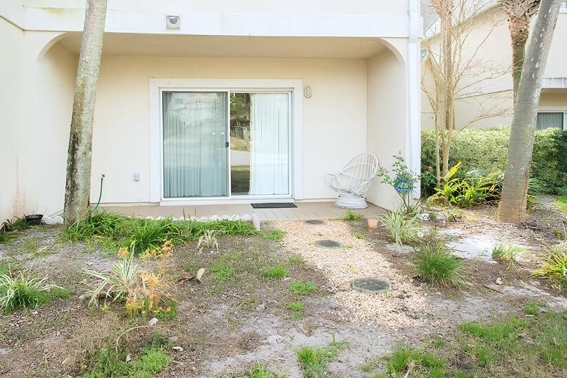 PELICAN PLACE T/H WEST - Residential Lease