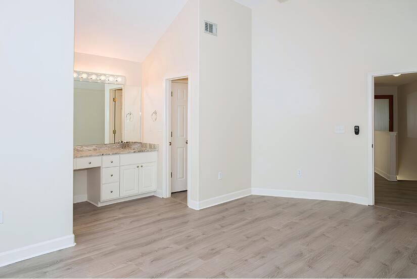 PELICAN PLACE T/H WEST - Residential Lease