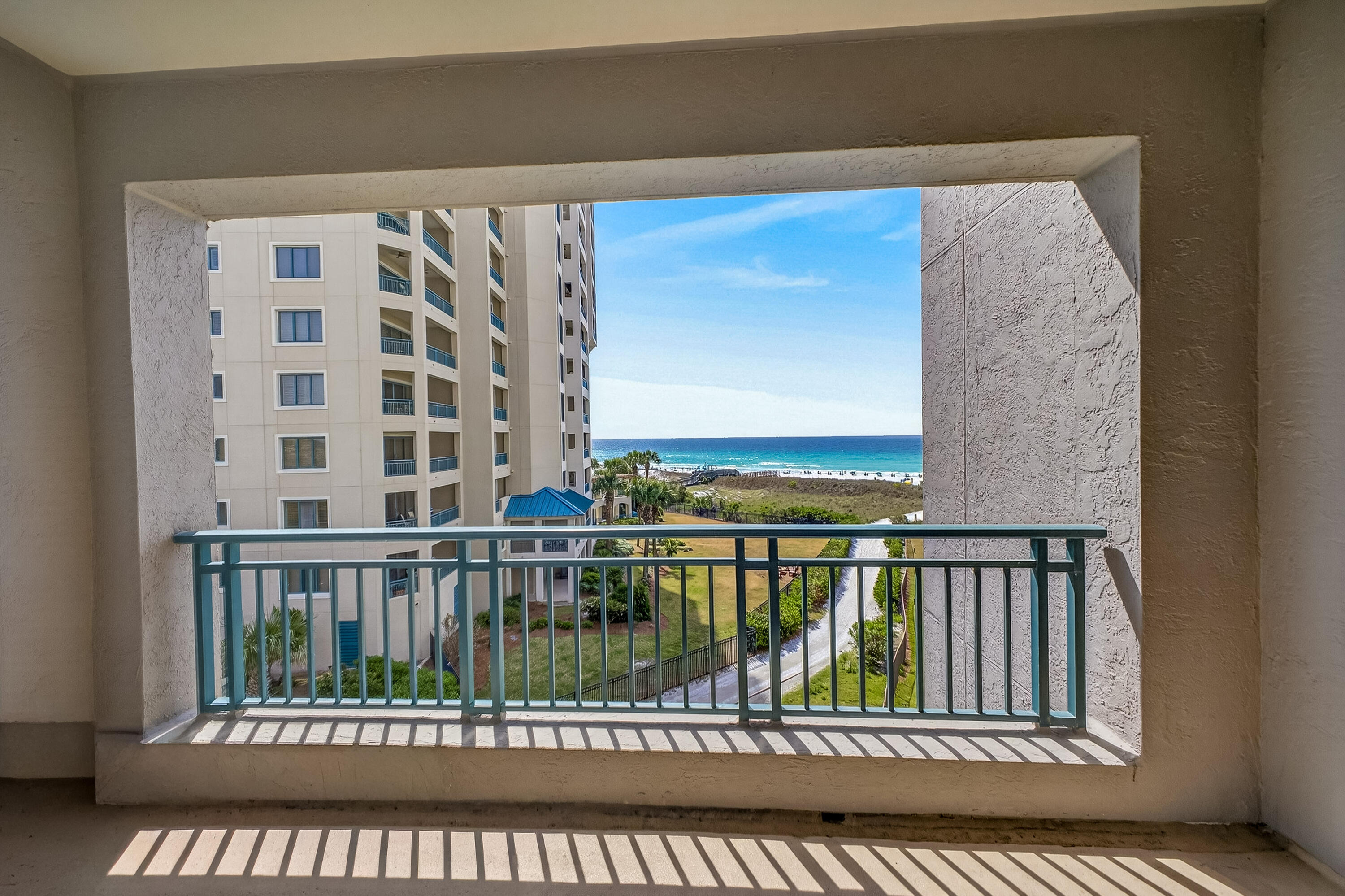SOUTHWINDS III AT SANDESTIN - Residential