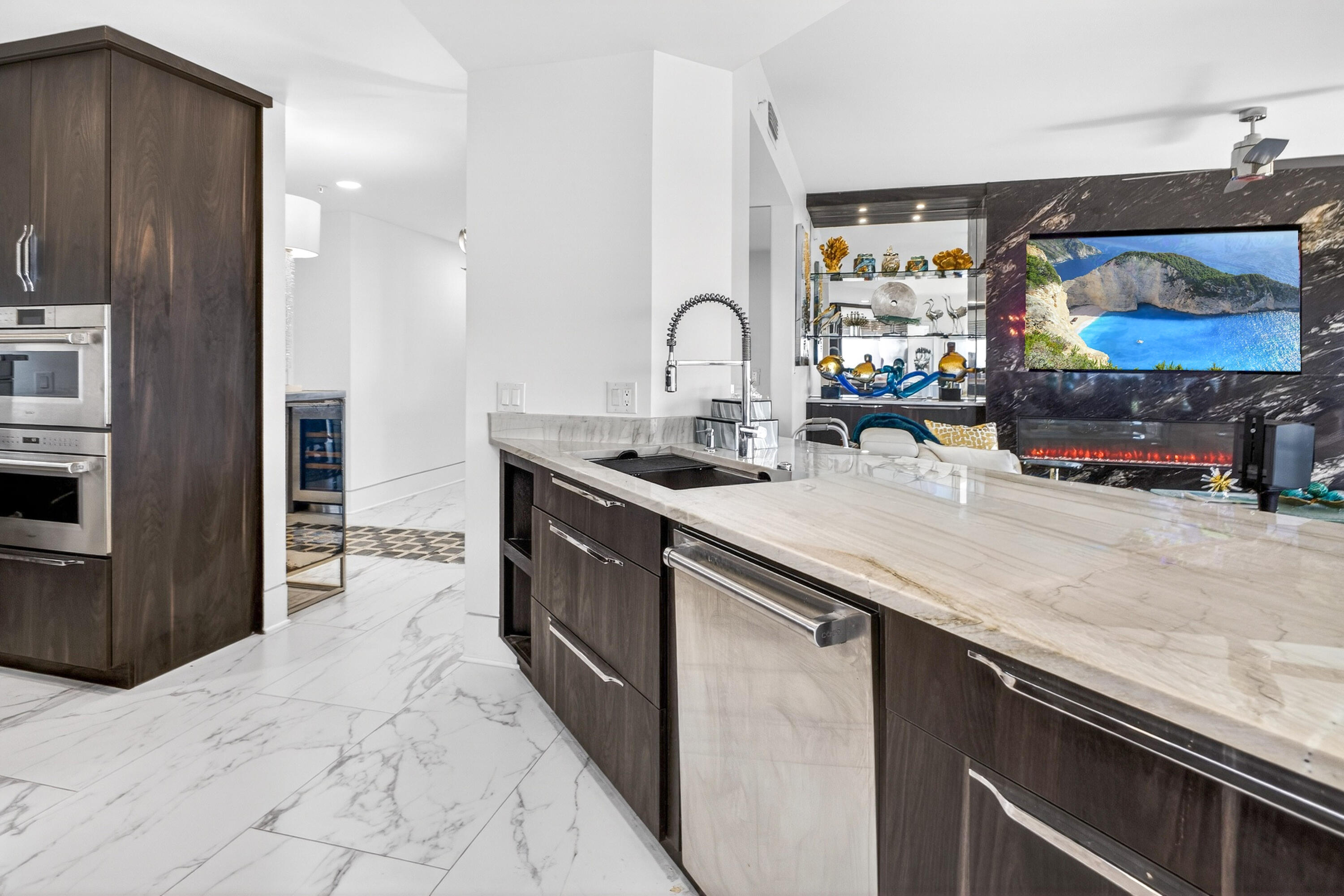 SOUTHWINDS III AT SANDESTIN - Residential