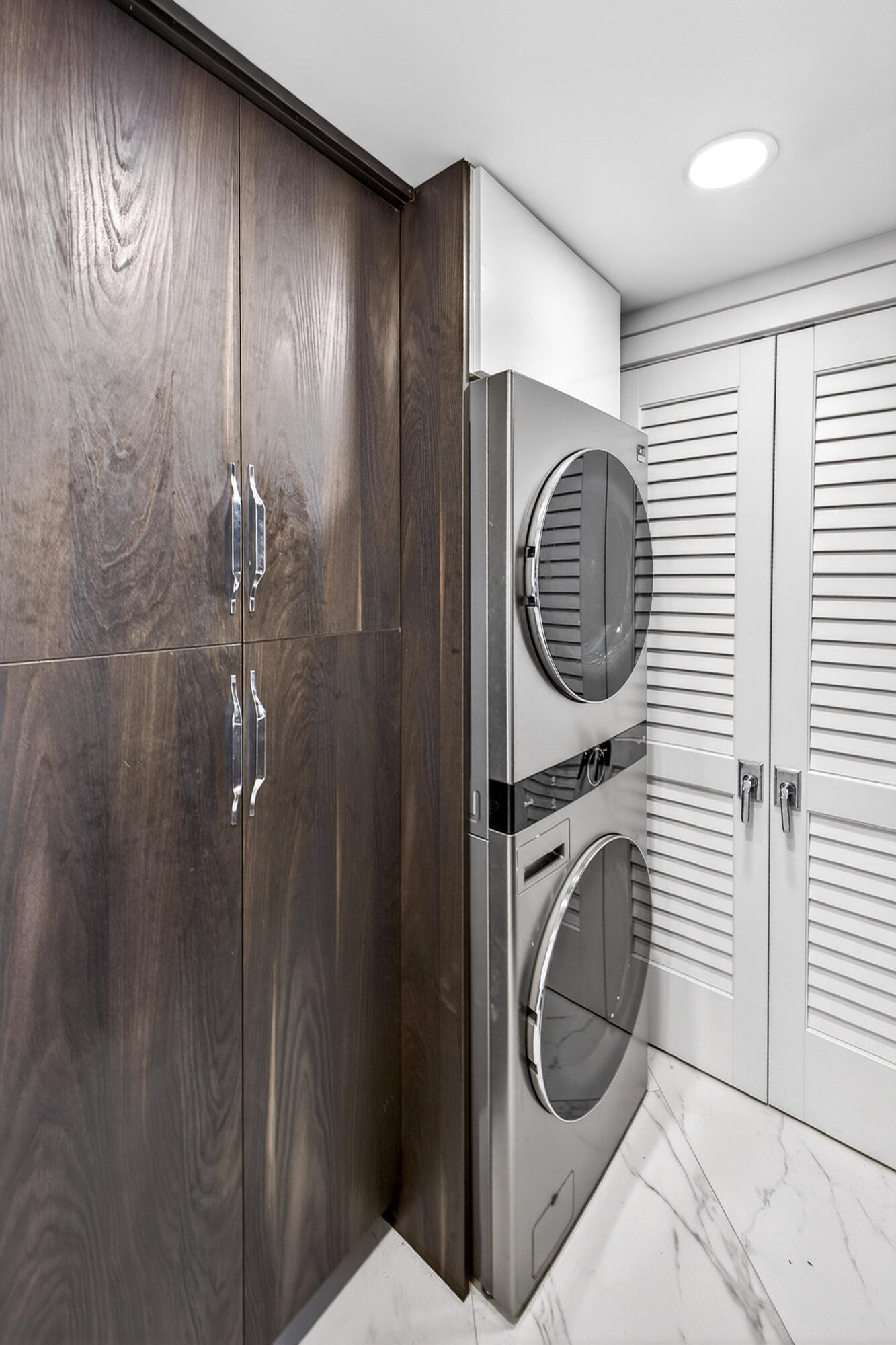 SOUTHWINDS III AT SANDESTIN - Residential