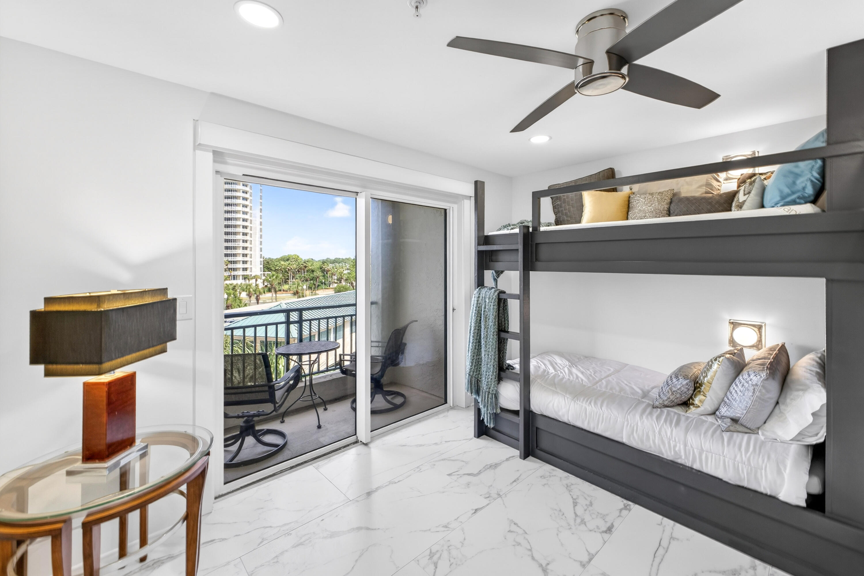 SOUTHWINDS III AT SANDESTIN - Residential