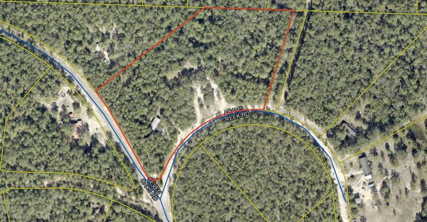 This 8-acre property features a 2 bed, 1 bath main home and an additional 2 bed/2 bath trailer, offering excellent rental income or multi-generational living potential. Enjoy the peace and privacy of beautiful country land with plenty of space and flexibility for a variety of uses.

Great potential for investors or buyers looking for acreage with income-producing possibilities! 
School zones and room/lot dimensions to be verified by the buyer. 

Both home and trailer occupied by tenants. Minimum of 24hrs requested for showings.