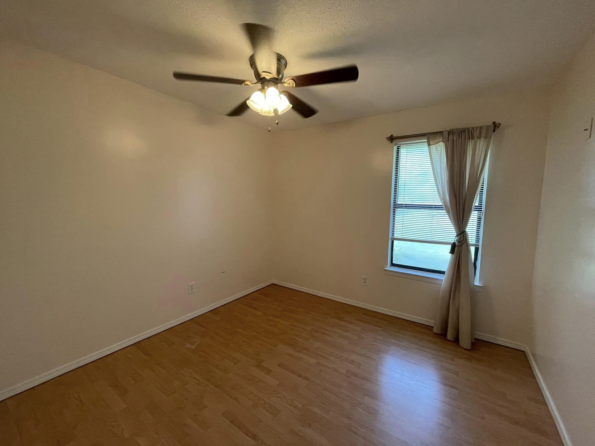 LAKE JUNIPER ESTATES UNIT 3 - Residential Lease