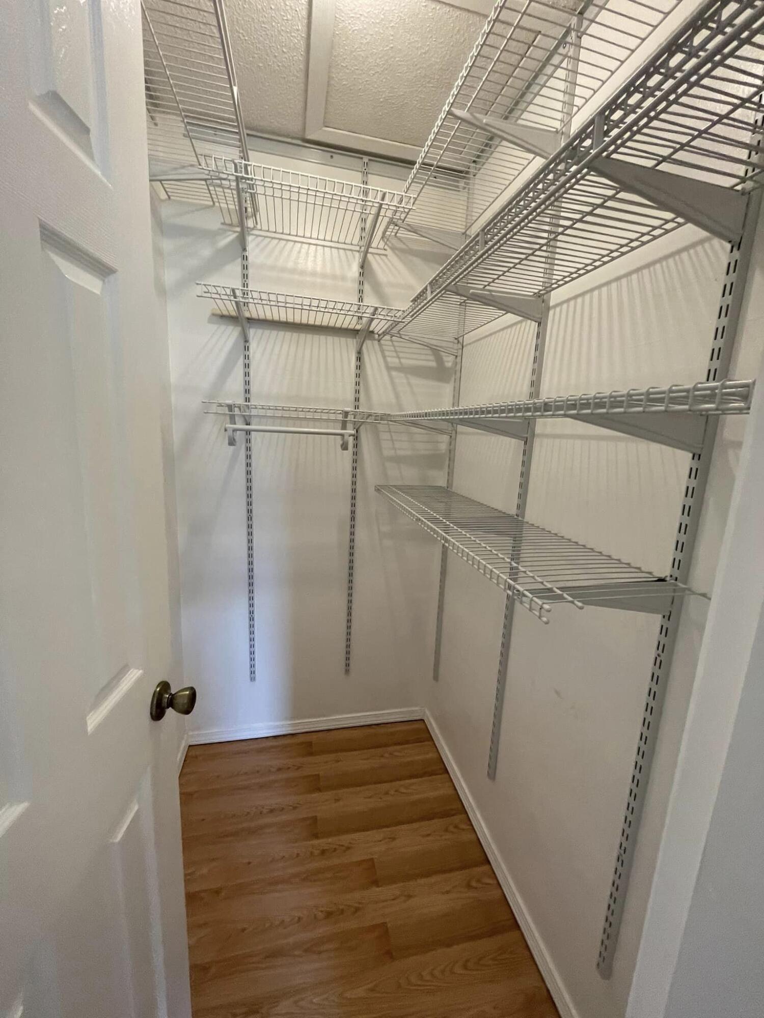 LAKE JUNIPER ESTATES UNIT 3 - Residential Lease