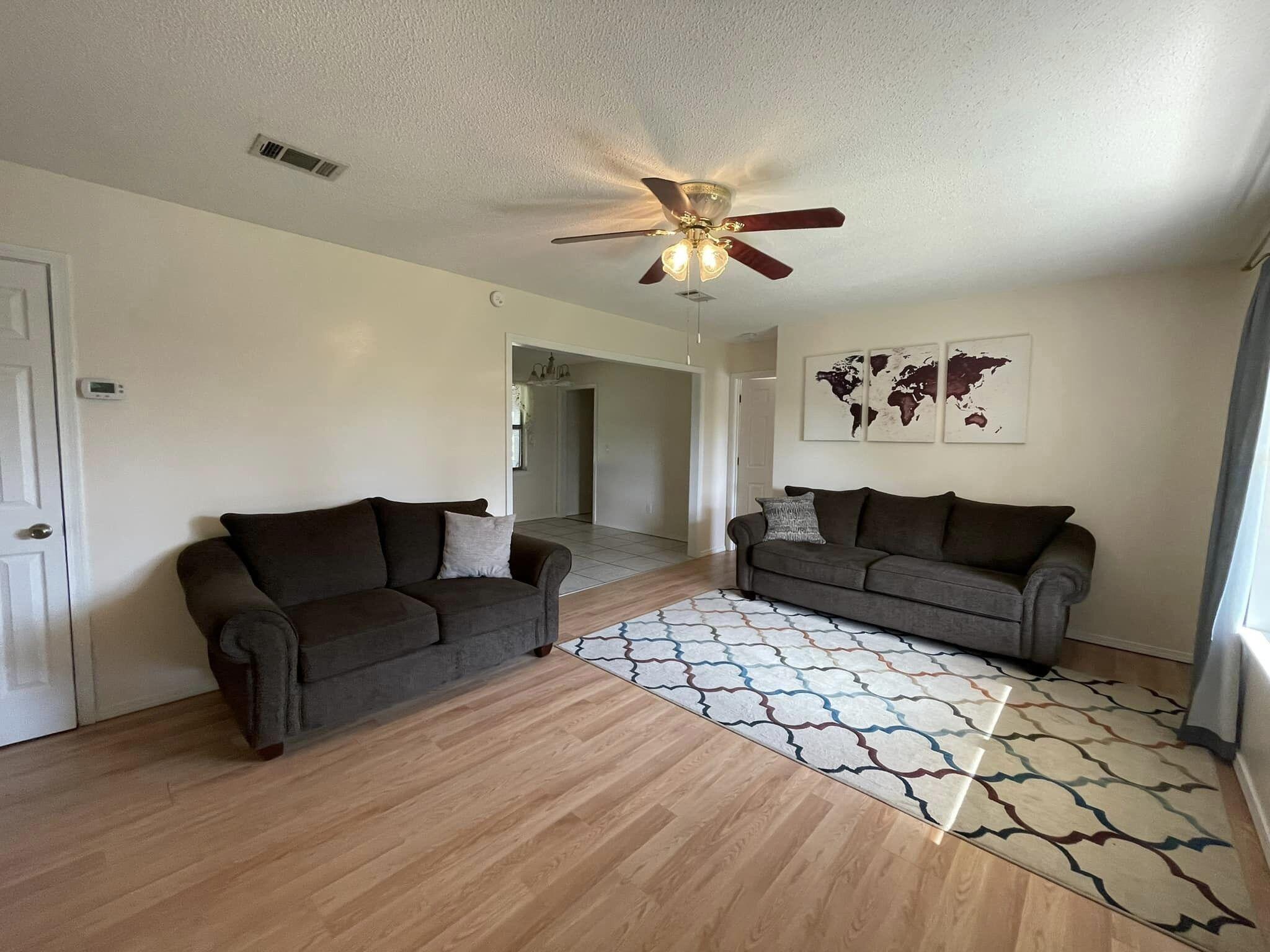 LAKE JUNIPER ESTATES UNIT 3 - Residential Lease