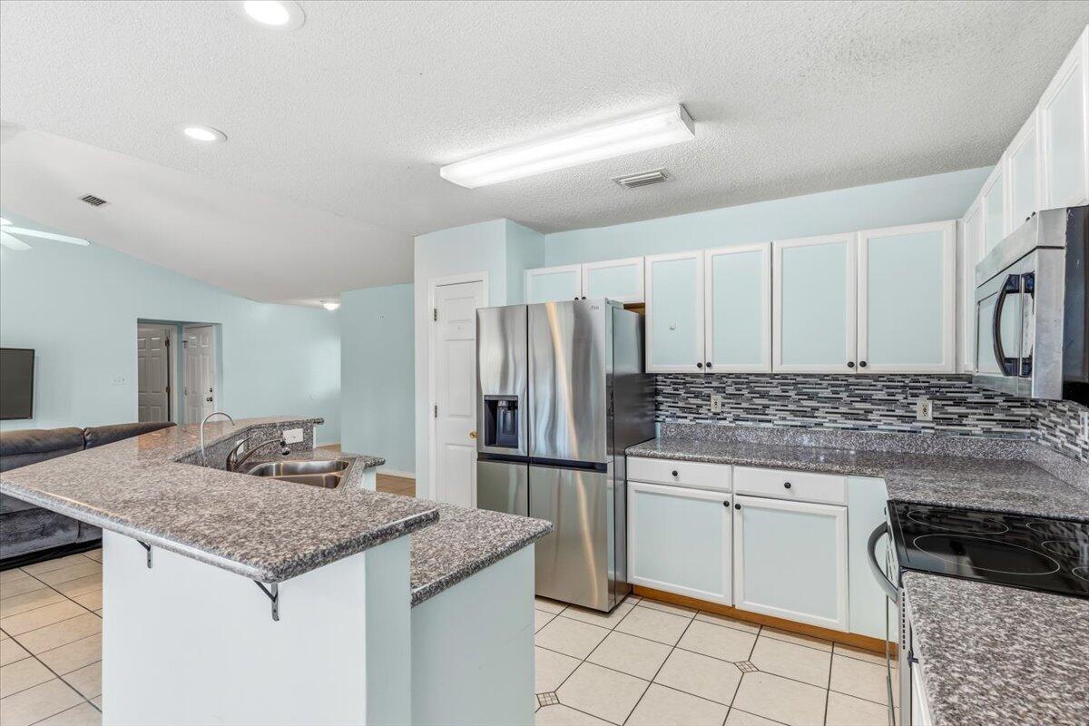 HOLLEY BY THE SEA - Residential